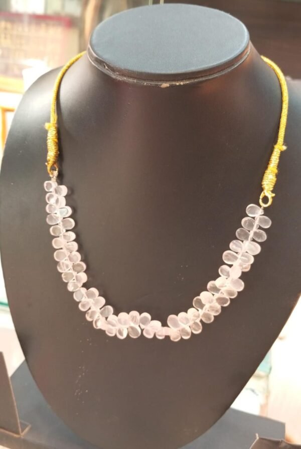 Elegant Rose Quartz Bead Necklace
